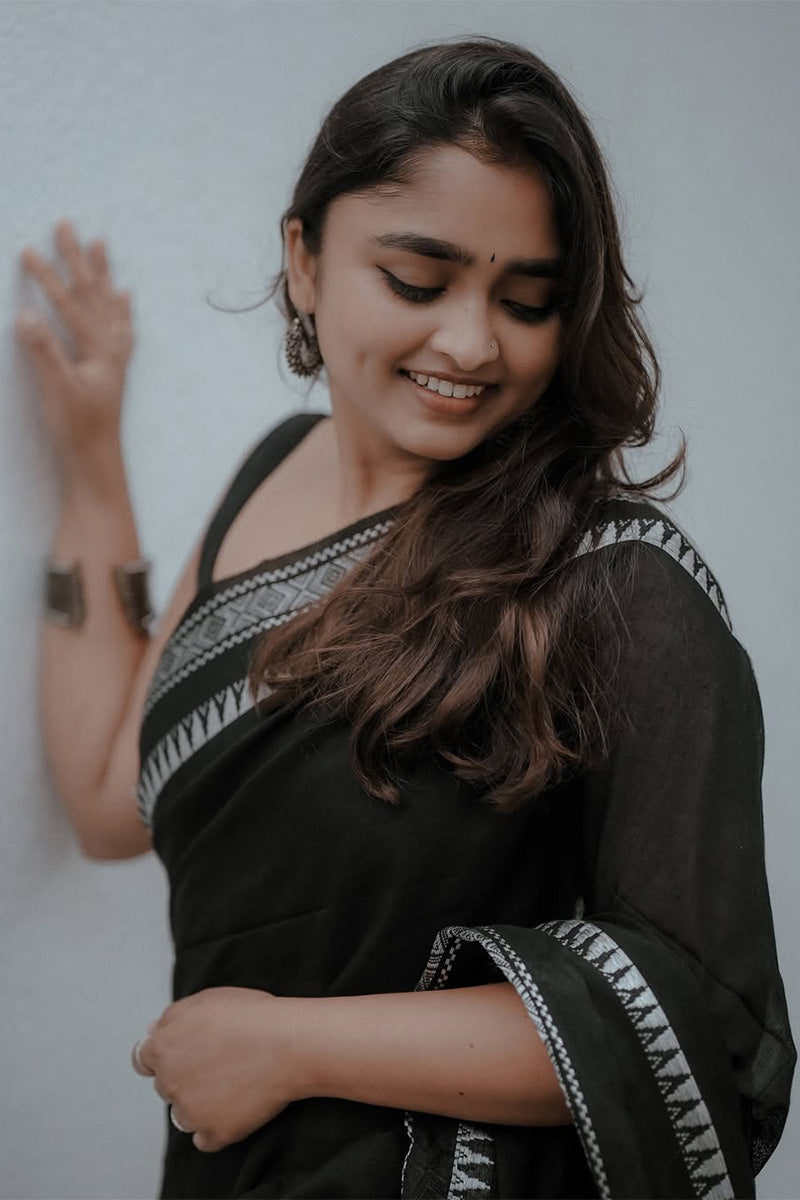 Posh Black Cotton Silk Saree With Lissome Blouse Piece