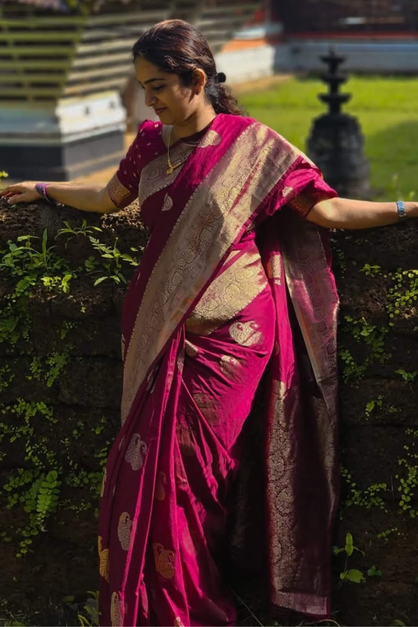 Magnificat Dark Pink Soft Silk Saree With Tremendous Blouse Piece
