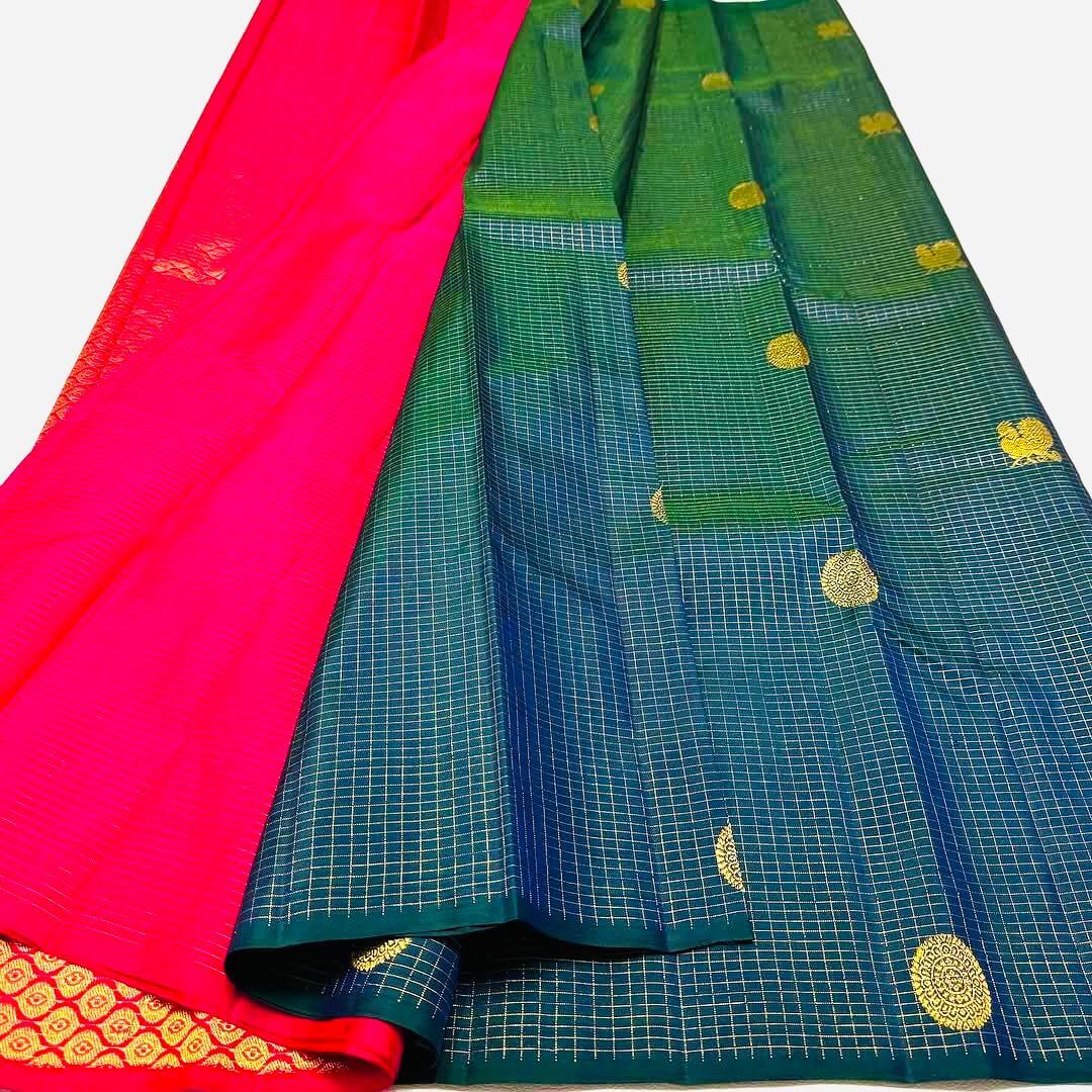 Groovy Blue Soft Silk Saree With Conflate Blouse Piece