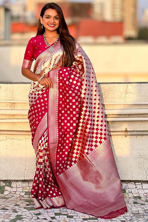 Gleaming Red Soft Silk Saree With Vibrant Blouse Piece