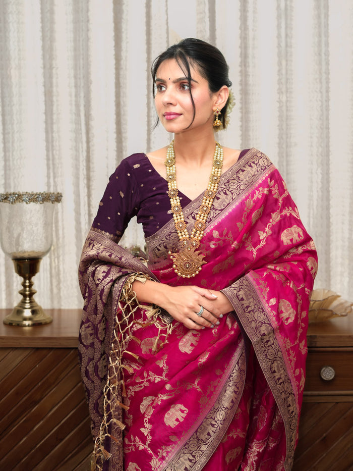 Posh Dark Pink Soft Silk Saree With Exuberant Blouse Piece