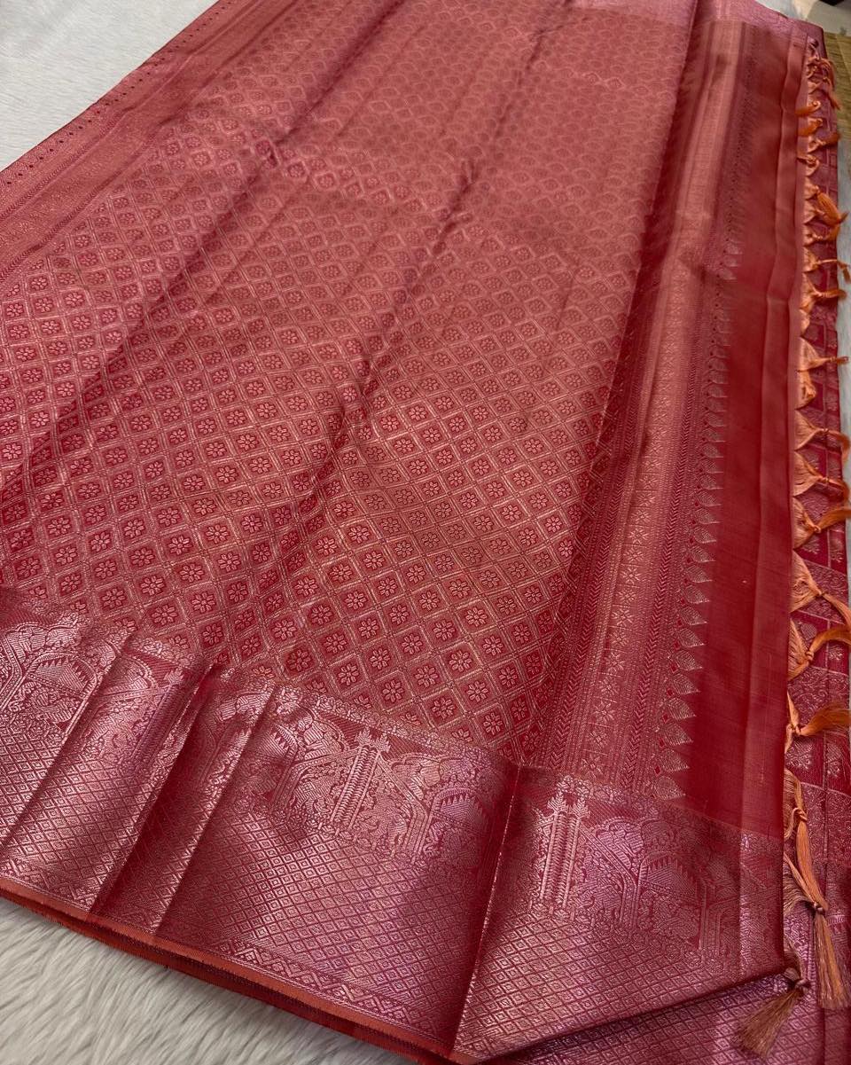 Epiphany Pink Soft Silk Saree With Phenomenal Blouse Piece