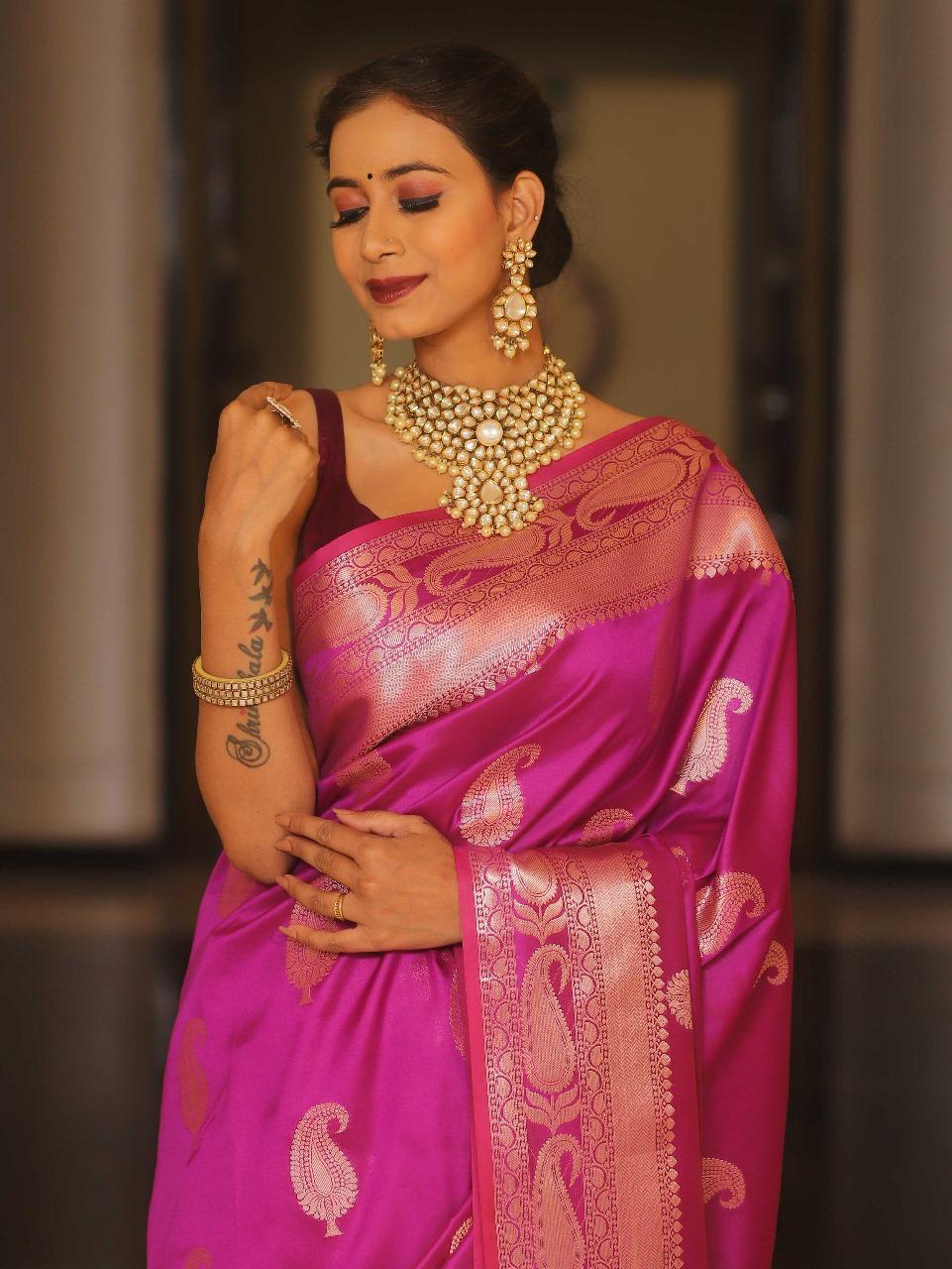 Imbrication Dark Pink Soft Banarasi Silk Saree With Stylish Blouse Piece