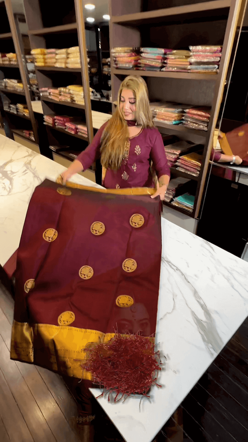 Susurrous Maroon Soft Banarasi Silk Saree With Tremendous Blouse Piece