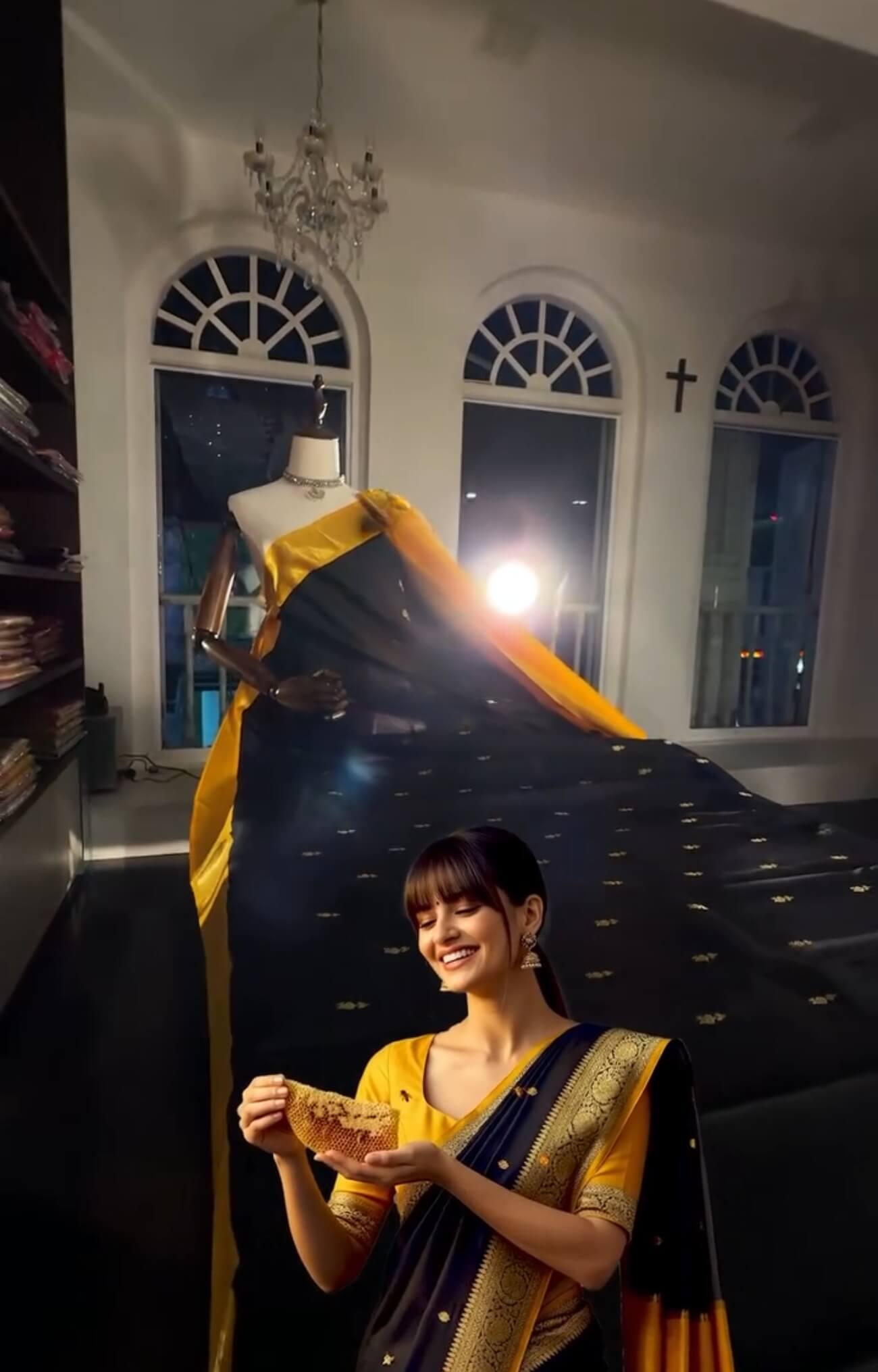 Fairytale Black Soft Banarasi Silk Saree With Pulsating Blouse Piece