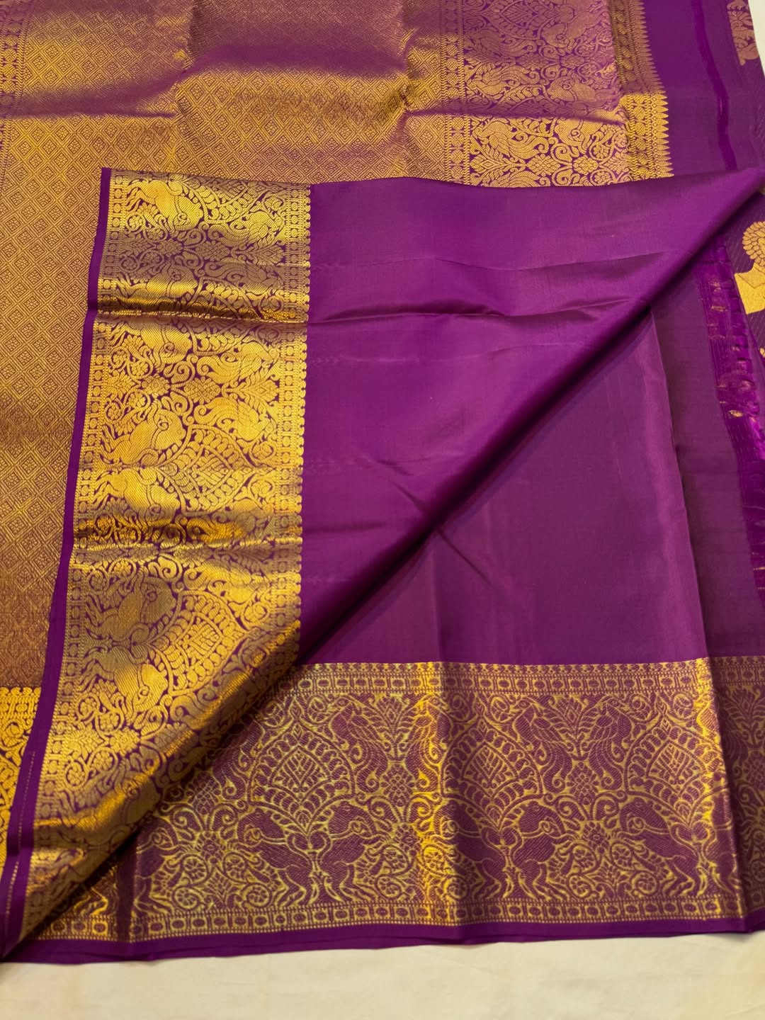 Classic Purple Pure Banarasi Silk Saree With Dalliance Blouse Piece