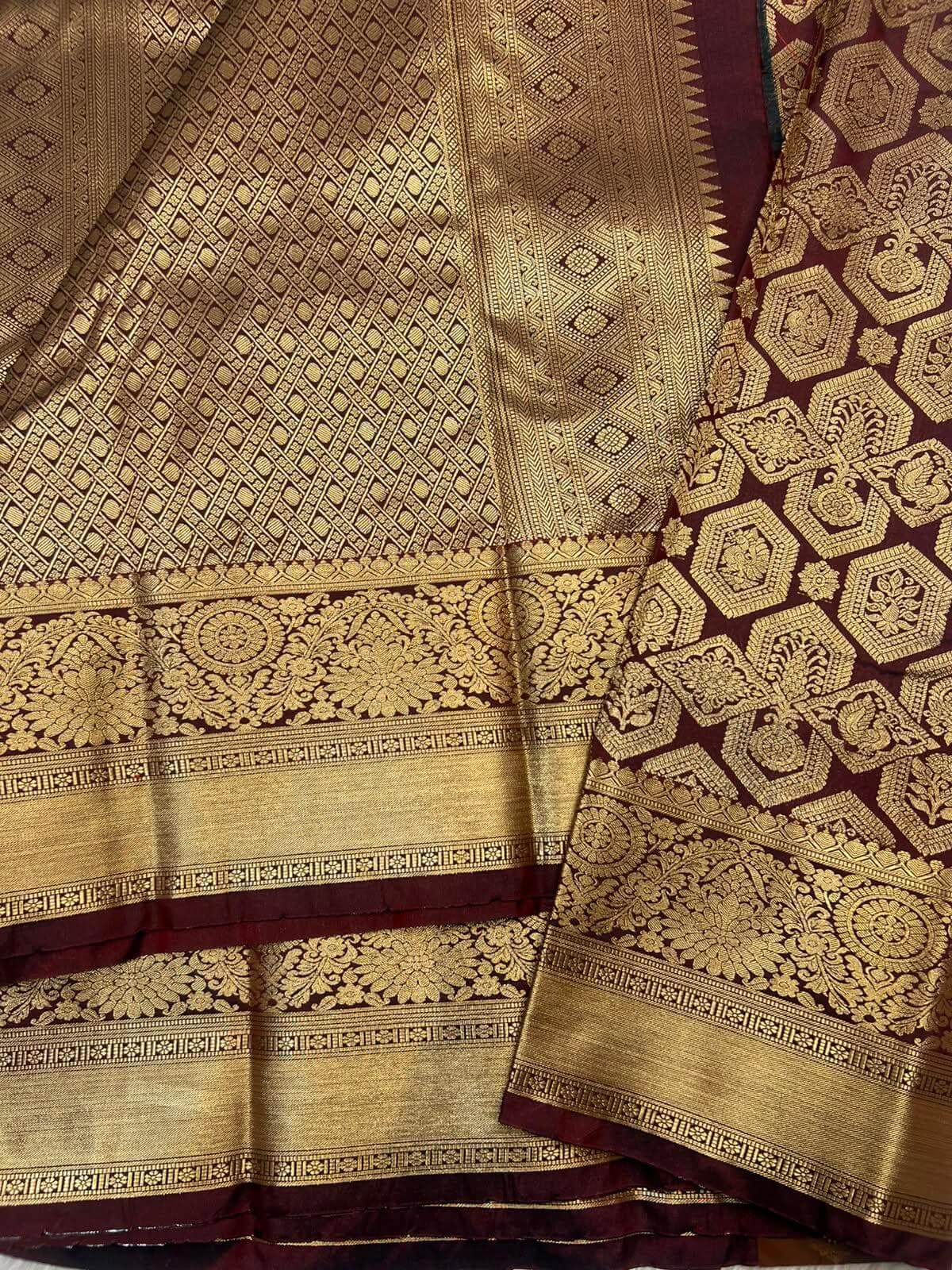 Scintilla Brown Pure Banarasi Silk Saree With Magnetic Blouse Piece