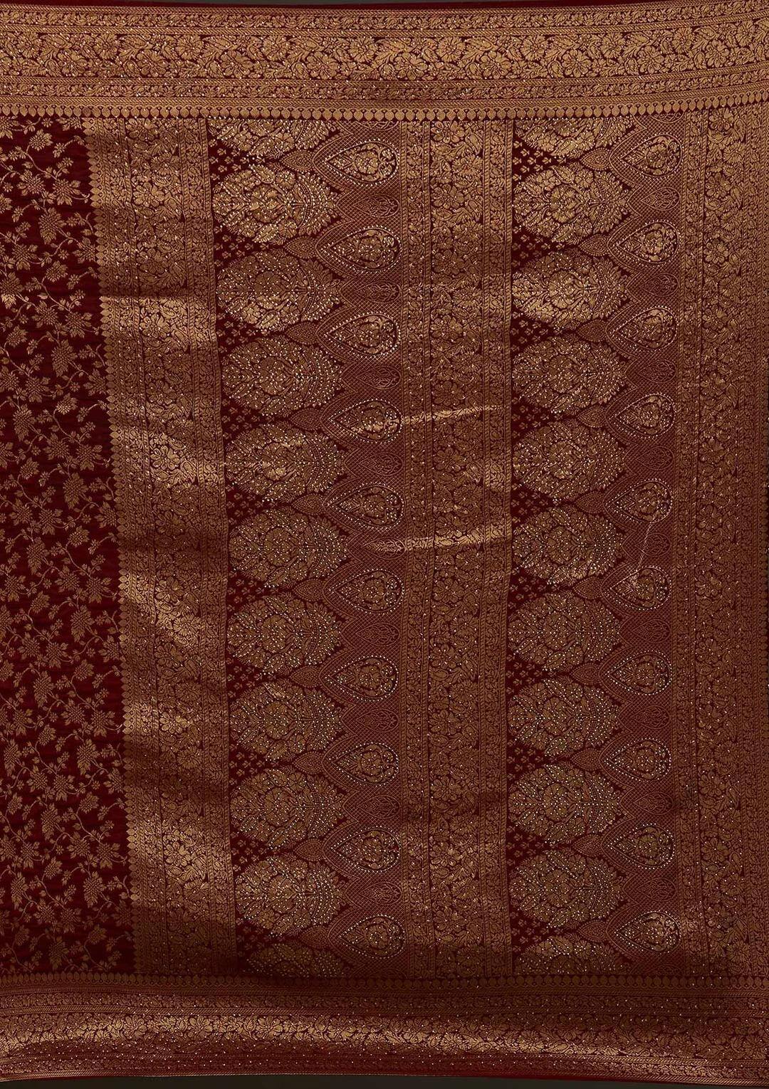 Adoring Maroon Pure Banarasi Silk Saree With Imaginative Blouse Piece