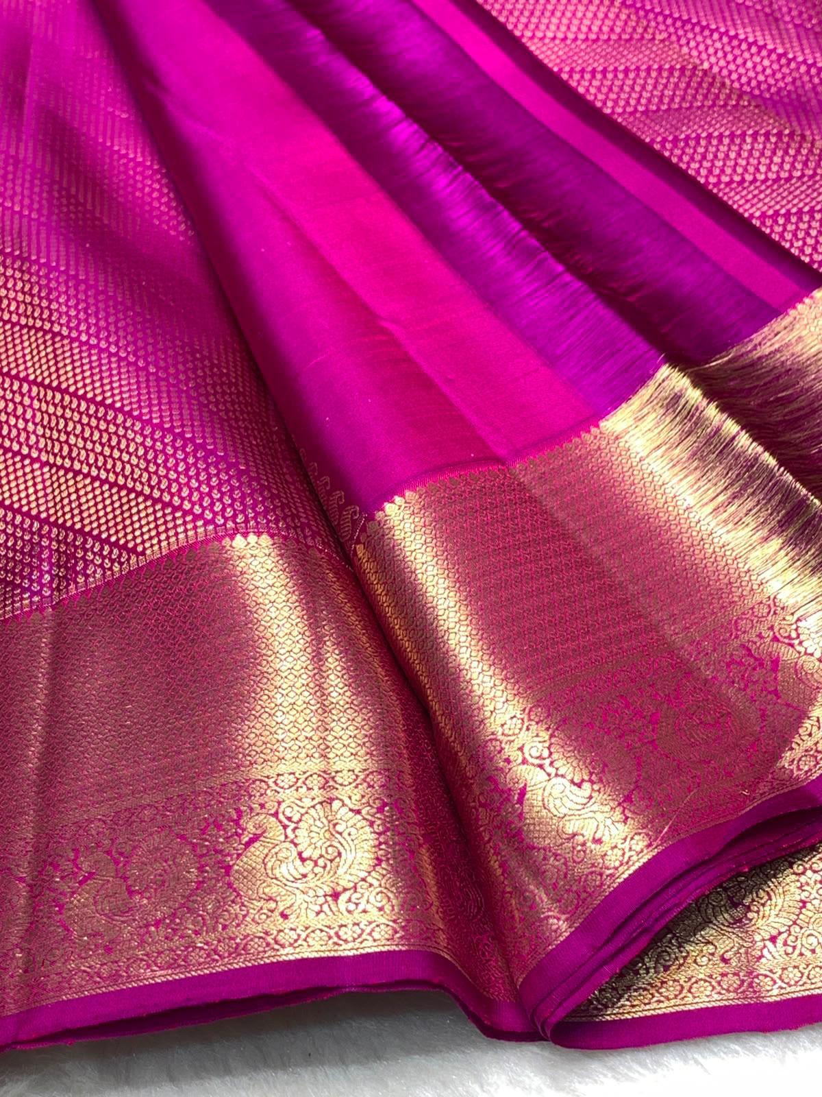 Glowing Dark Pink Pure Banarasi Silk Saree With Quintessential Blouse Piece