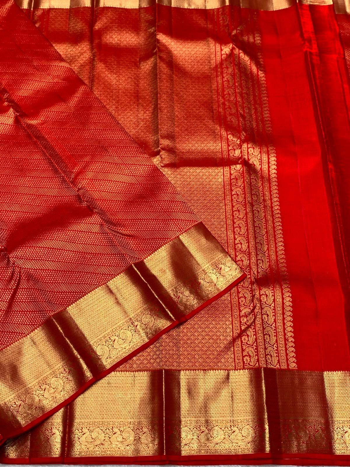 Bucolic Red Pure Banarasi Silk Saree With Alluring Blouse Piece