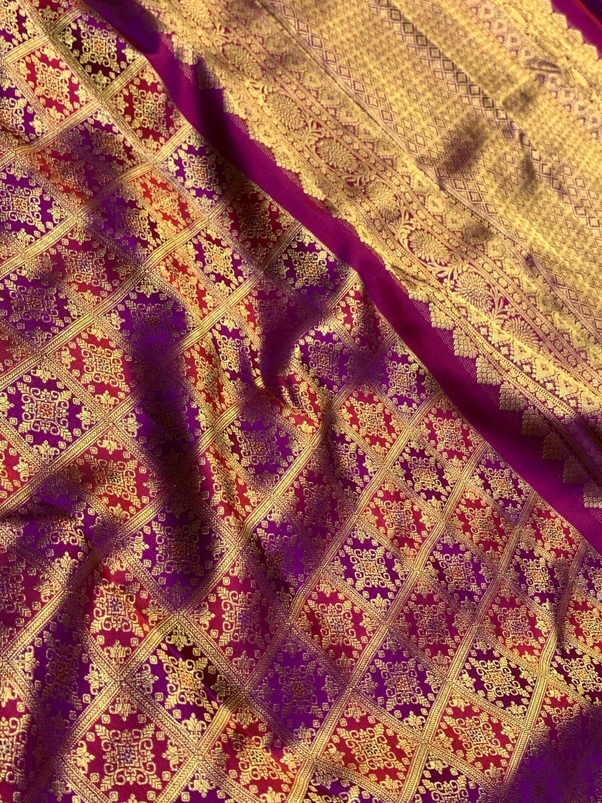 Stunning Purple Pure Banarasi Silk Saree With Evocative Blouse Piece
