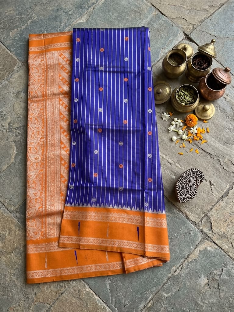 Exceptional Blue Pure Banarasi Silk Saree With Energetic Blouse Piece