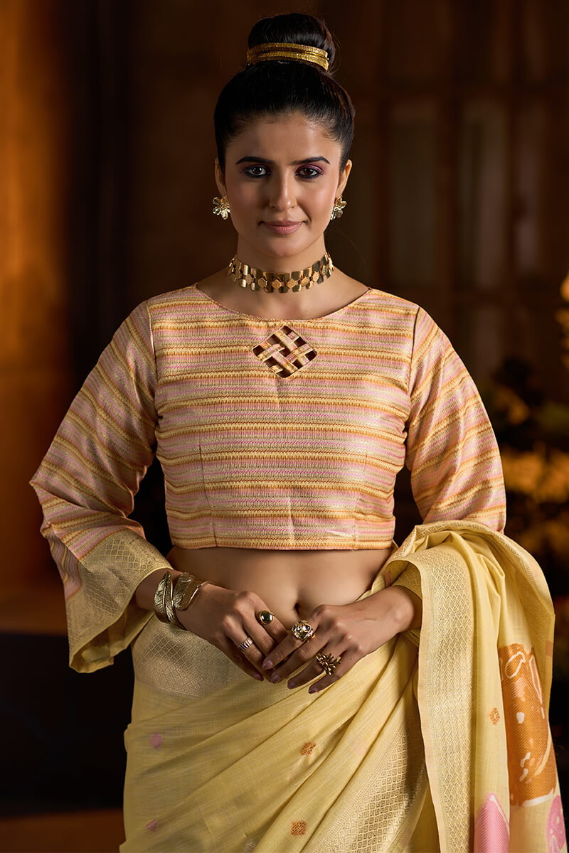 Entrancing Yellow Cotton Silk Saree With Gratifying Blouse Piece