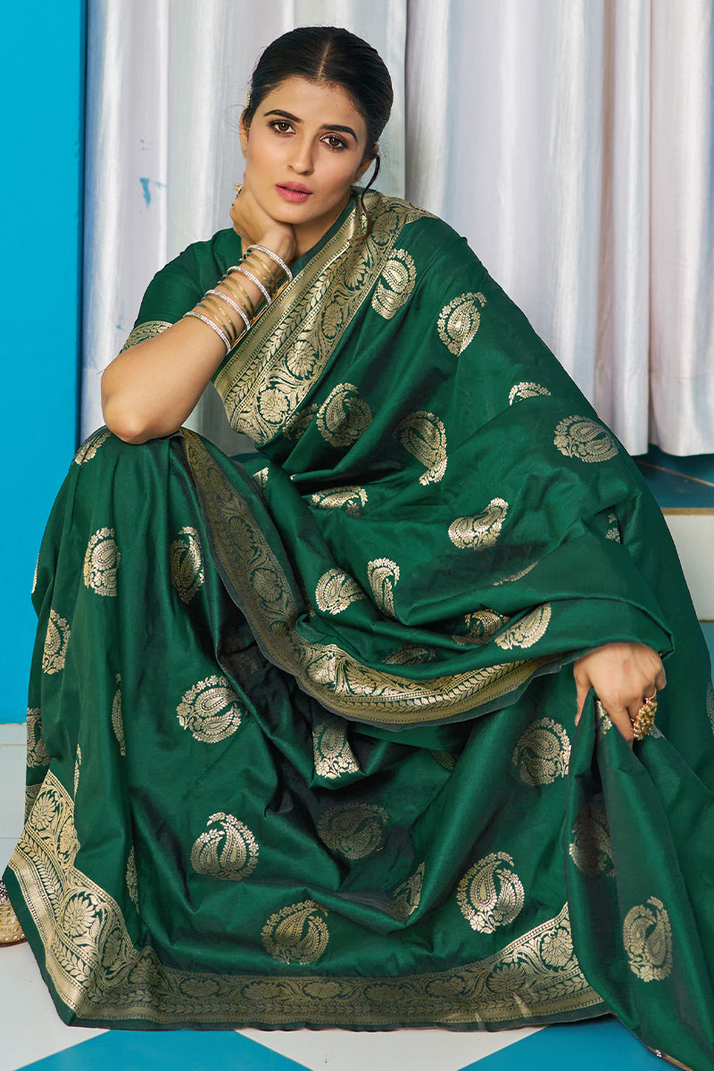 Marvellous Dark Green Pure Banarasi Silk Saree With Evocative Blouse Piece