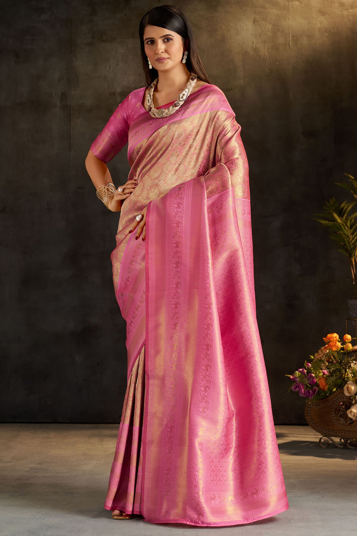 Chatoyant Baby Pink Pure Banarasi Silk Saree With Moiety Blouse Piece