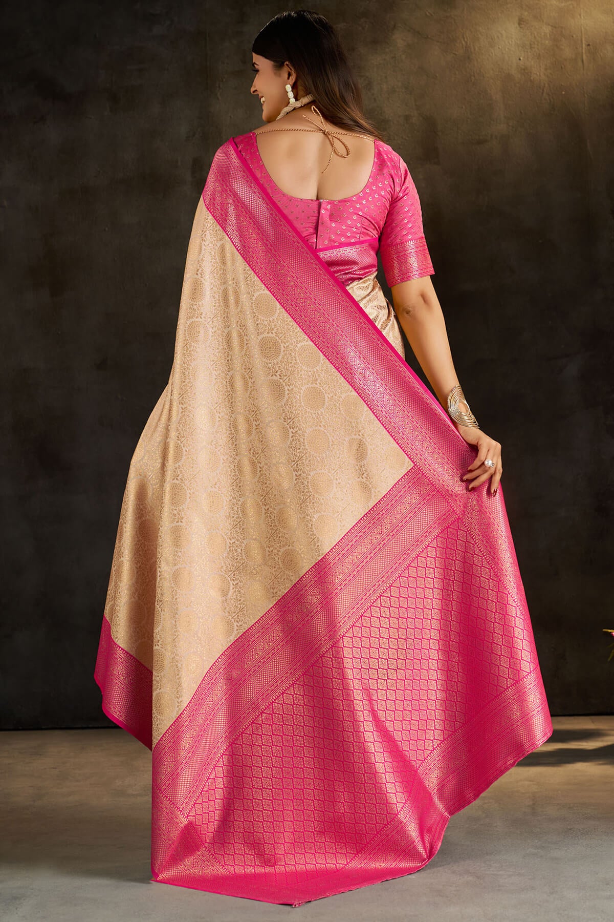 Incomparable Beige Pure Banarasi Silk Saree With Bewitching Blouse Piece