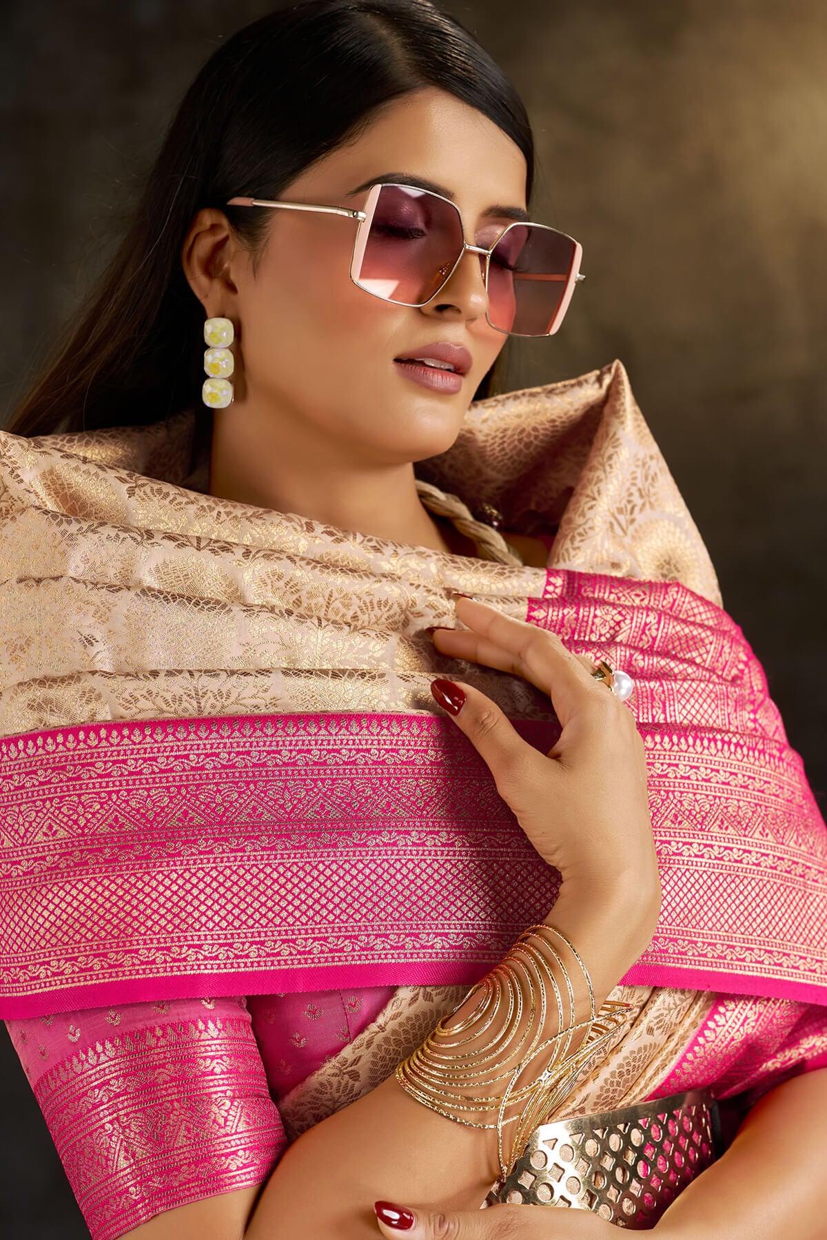 Incomparable Beige Pure Banarasi Silk Saree With Bewitching Blouse Piece