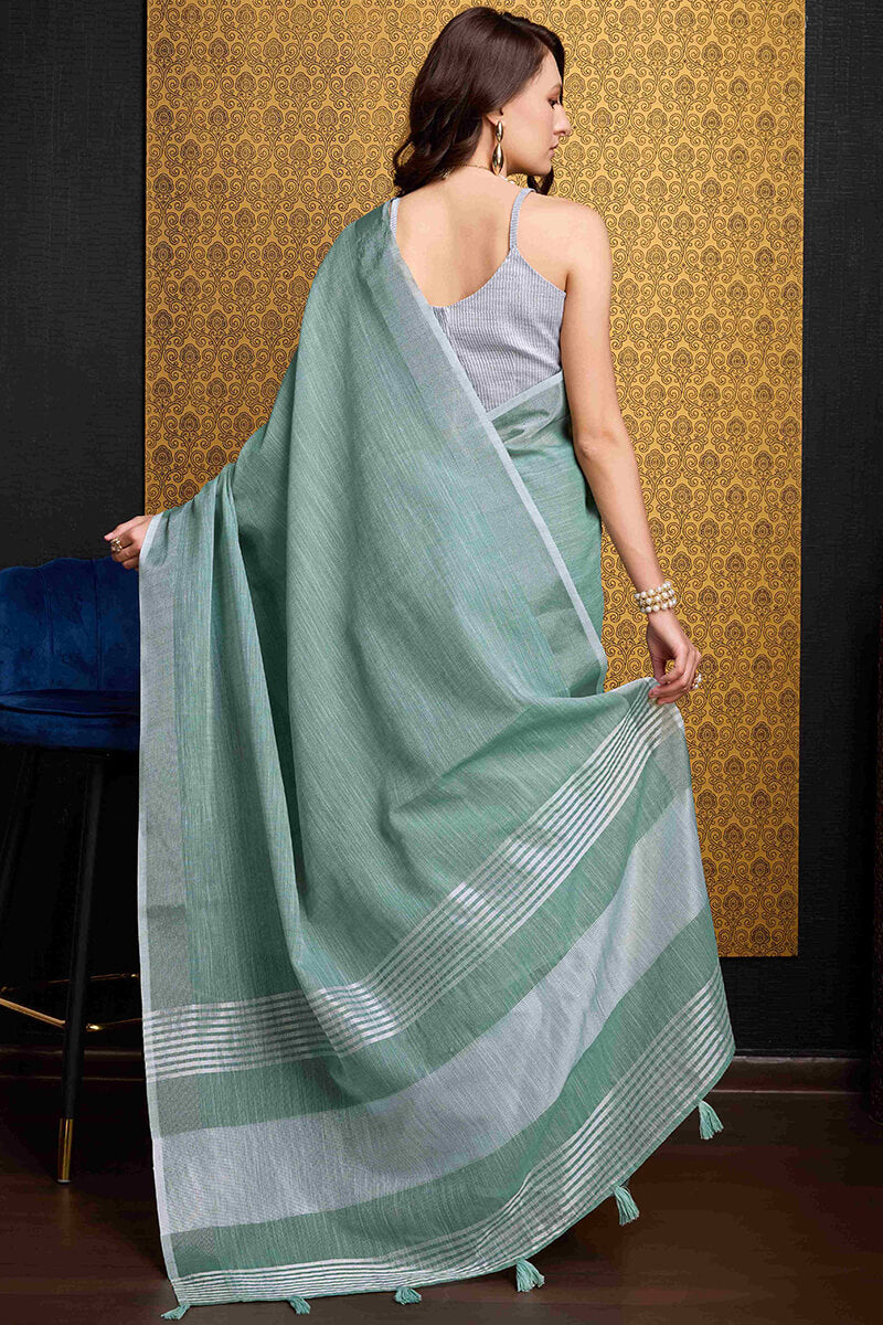 Dazzling Green Cotton Silk Saree With Quixotic Blouse Piece