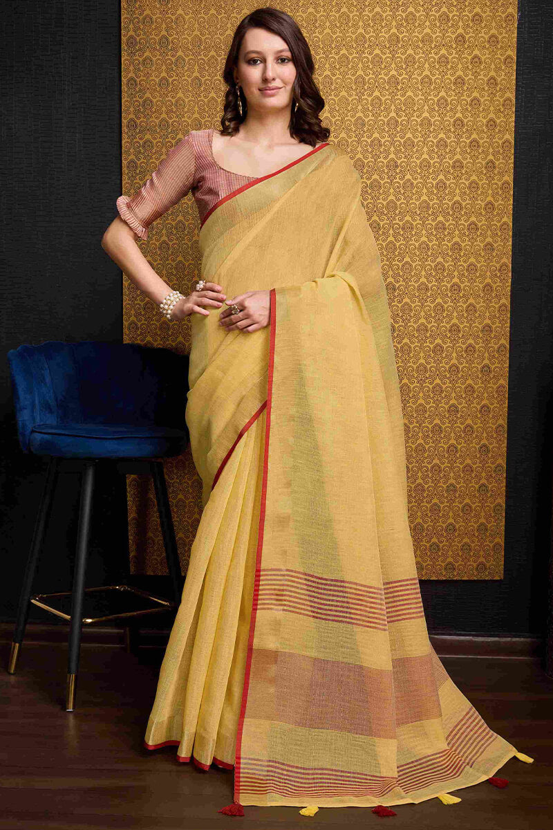 Enchanting Yellow Cotton Silk Saree With Tantalizing Blouse Piece