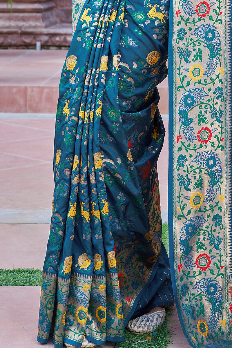Staggering Rama Paithani Silk Saree With Conflate Blouse Piece