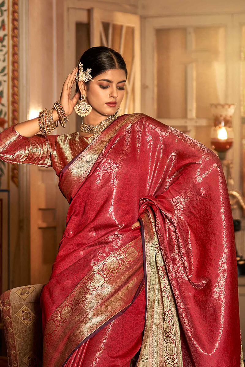 Designer Red Kanjivaram Silk Saree With Arresting Blouse Piece