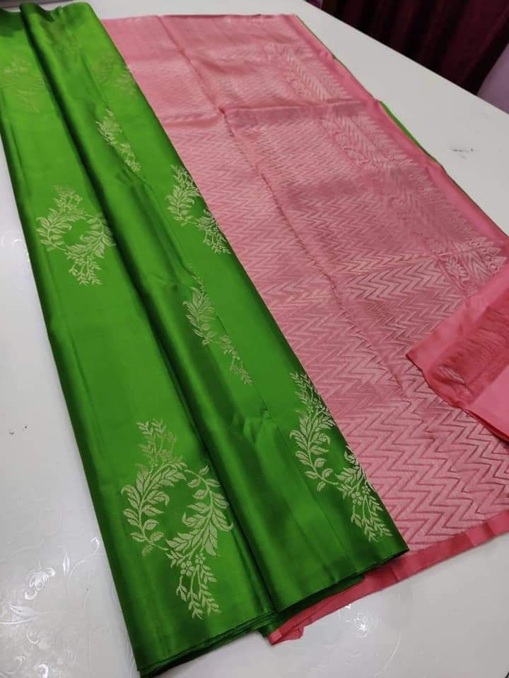 Designer Mehndi Soft Silk Saree With Glowing Blouse Piece