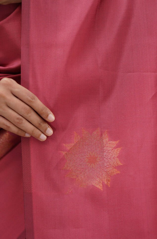 Artistic Pink Soft Silk Saree With Splendiferous Blouse Piece