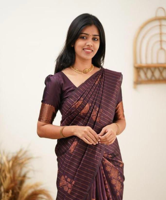 Gorgeous Purple Soft Silk Saree With Stylish Blouse Piece