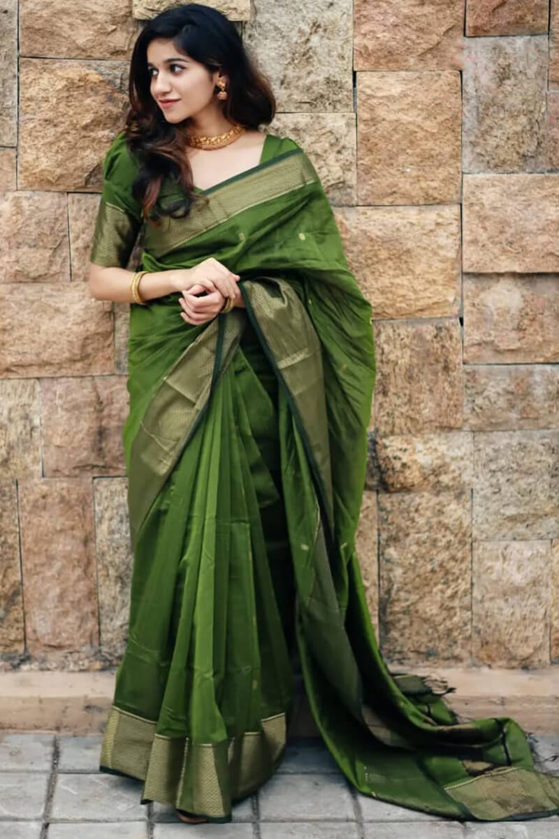 Dazzling Green Cotton Silk Saree With Beautiful Blouse Piece