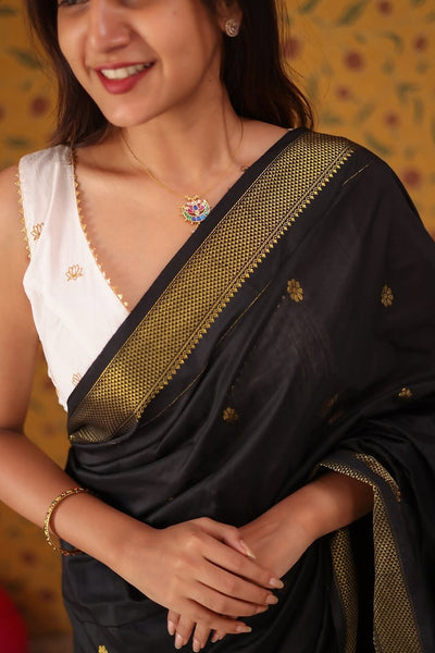 Beautiful Black Soft Silk Saree With Ravishing Blouse Piece