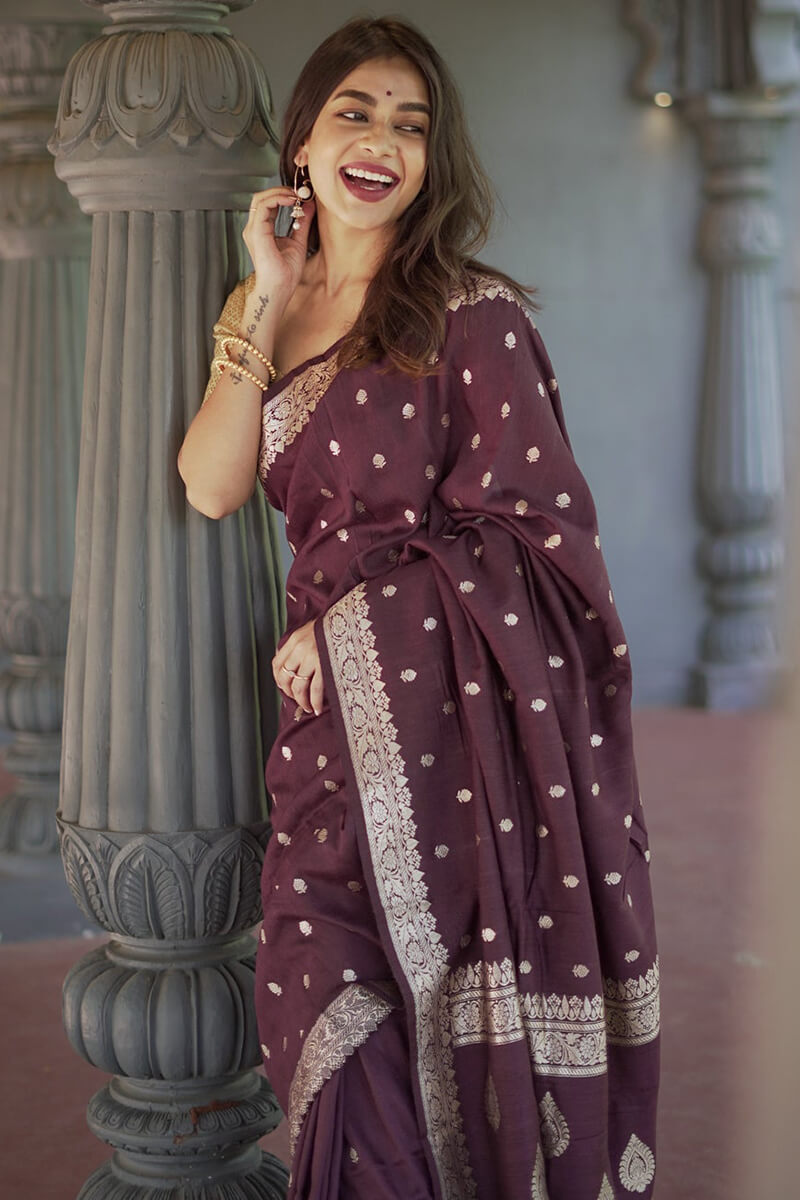 Divine Wine Linen Silk Saree With Prominent Blouse Piece