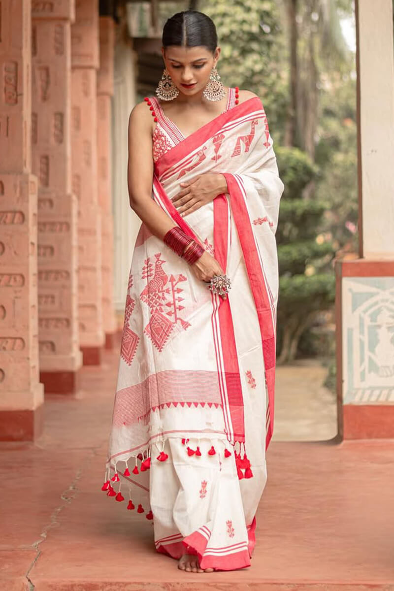 Profuse Off White Cotton Silk Saree With Radiant Blouse Piece