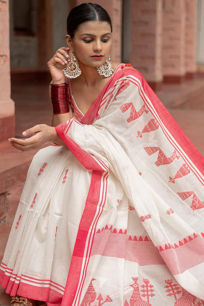 Profuse Off White Cotton Silk Saree With Radiant Blouse Piece