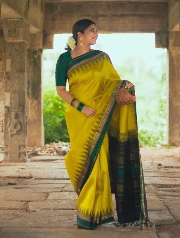 Devastating Yellow Soft Silk Saree With Demure Blouse Piece