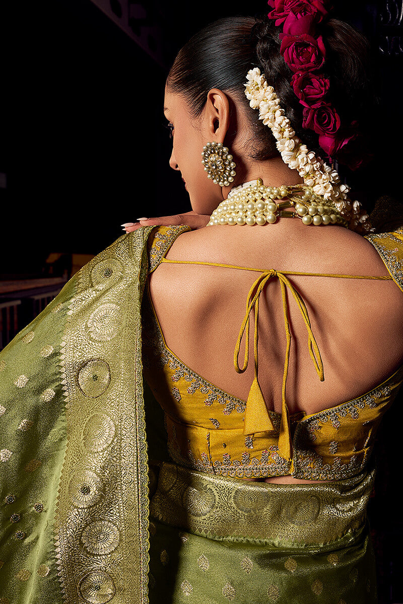 Lassitude Green Pure Viscose Tissue Banrasi Silk Saree With Staring Blouse Piece