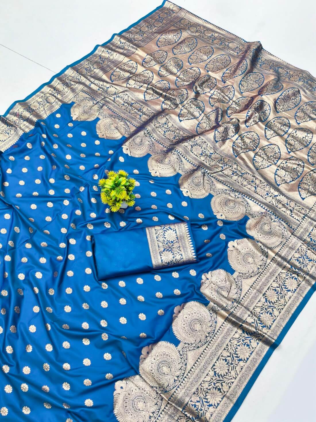 Adorable Blue Pure Zari Weaving Banarasi Silk Saree With Adorning Blouse Piece