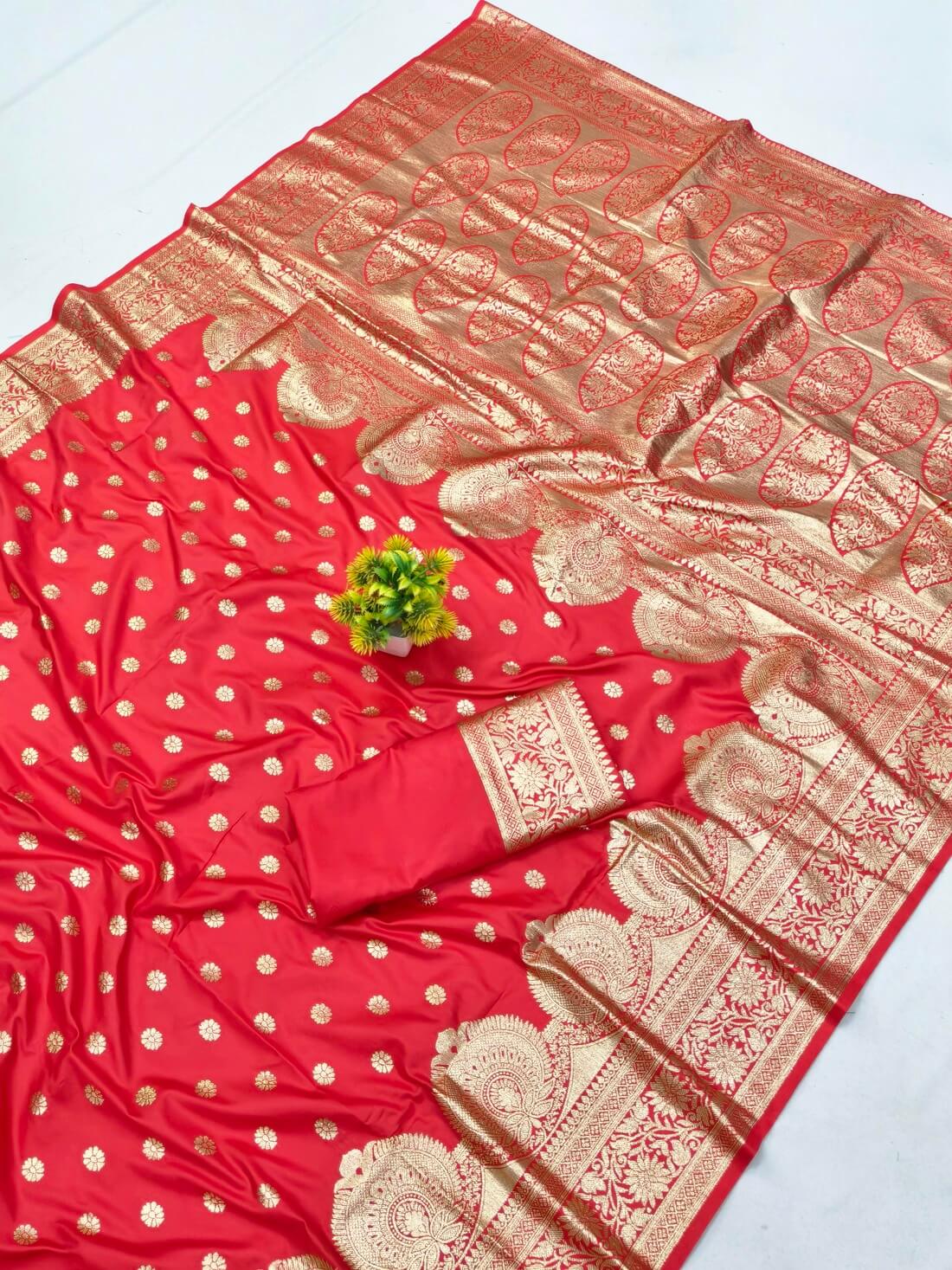 Flamboyant Red Pure Zari Weaving Banarasi Silk Saree With Angelic Blouse Piece