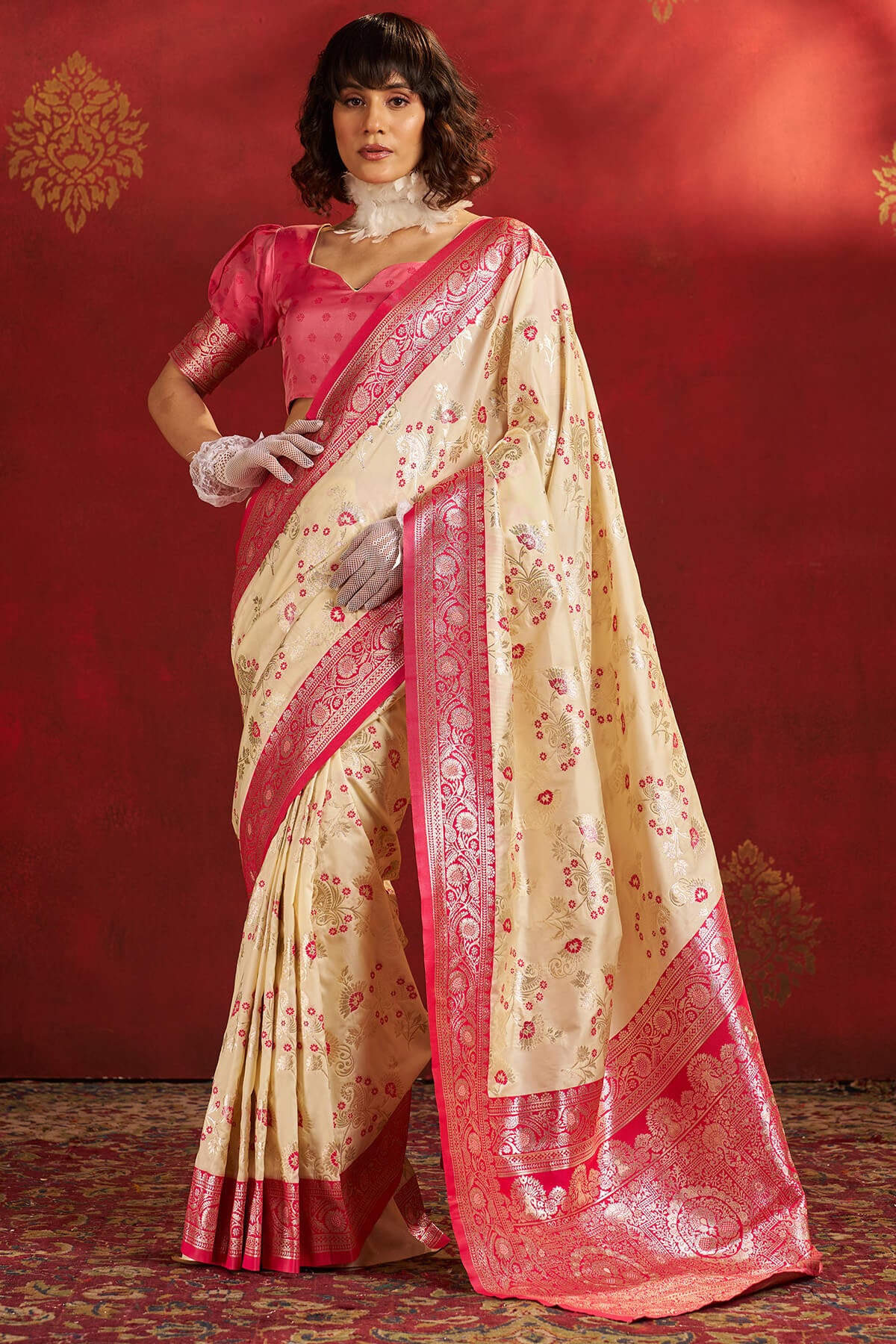 Stunning Beige Pure Zari Weaving Banarasi Silk Saree With Majesty Blouse Piece