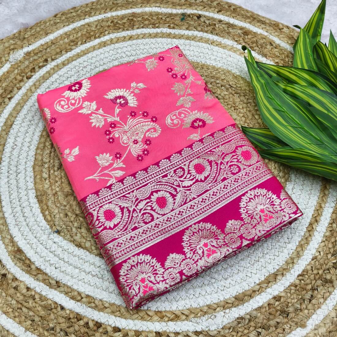 Demesne Pink Pure Zari Weaving Banarasi Silk Saree With Confounding Blouse Piece