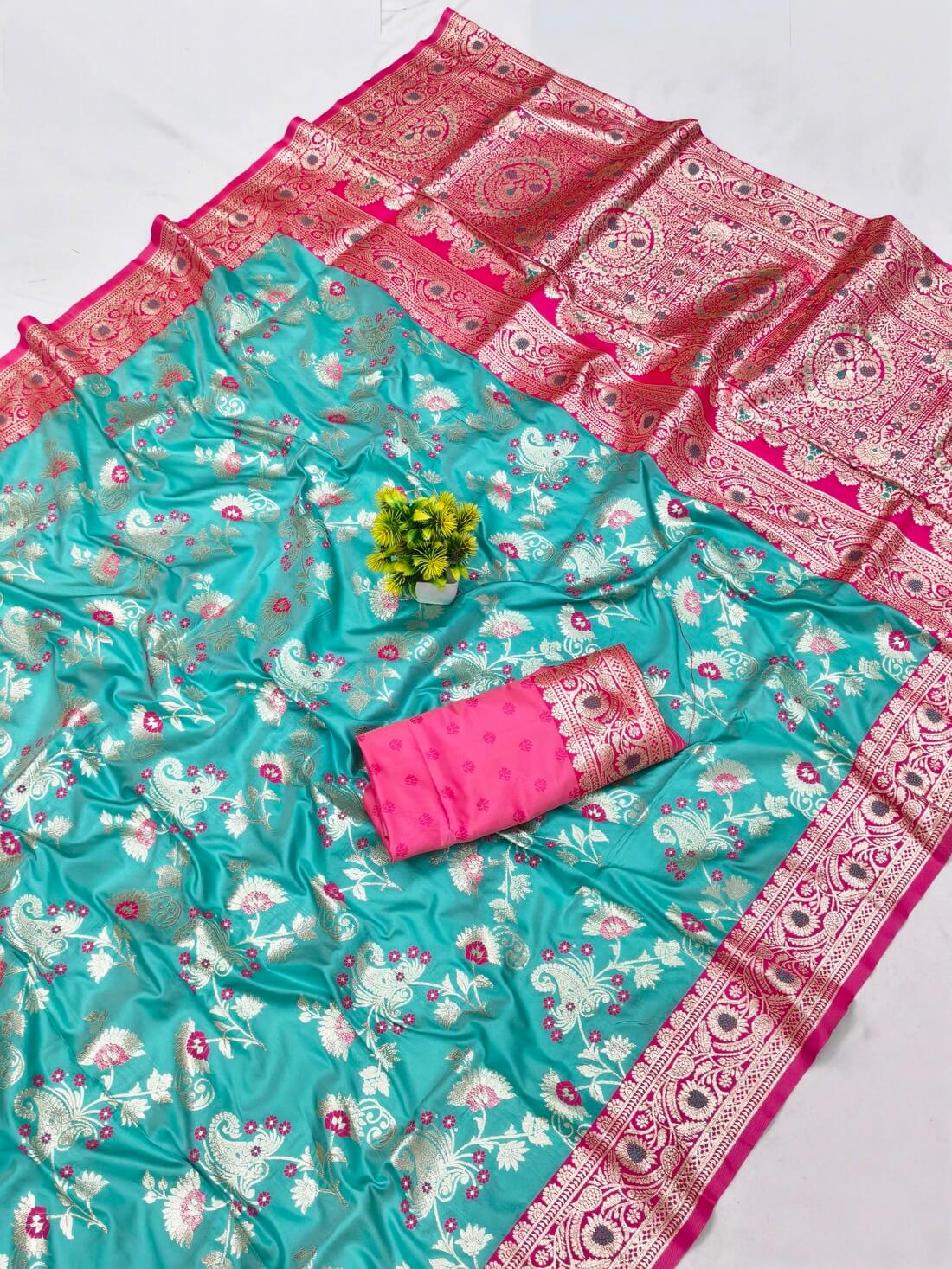 Arresting Turquoise Pure Zari Weaving Banarasi Silk Saree With Mesmerising Blouse Piece