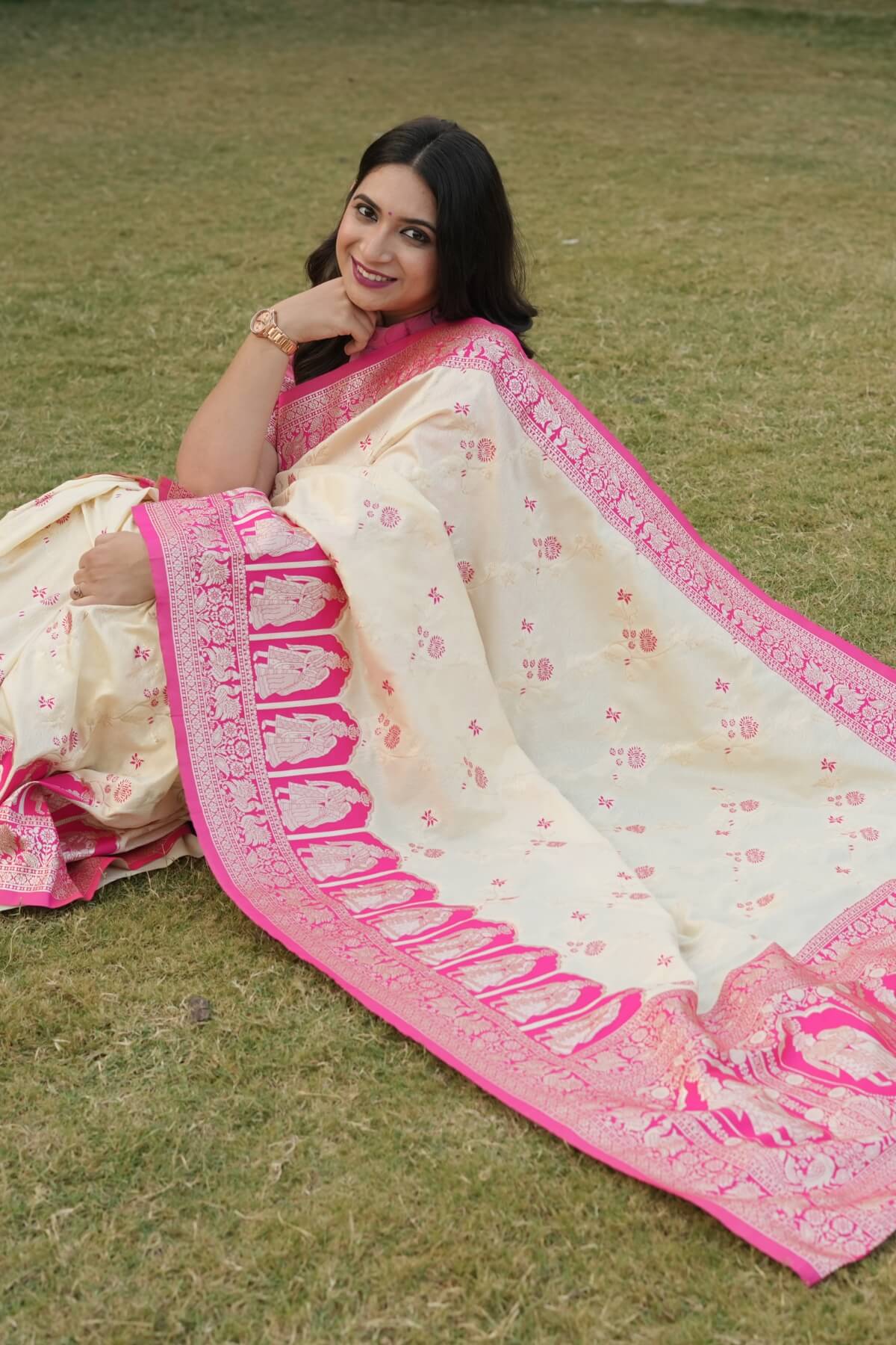 Hypnotic Beige Pure Zari Weaving Banarasi Silk Saree With Mellifluous Blouse Piece