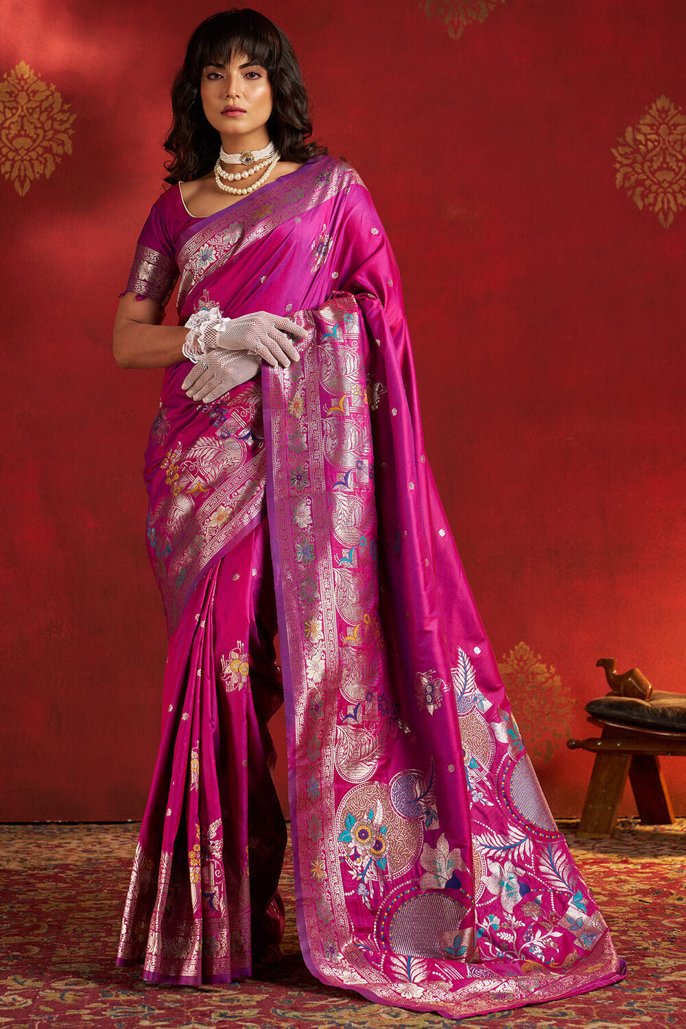 Most Stunning Magenta Pure Zari Weaving Banarasi Silk Saree With Outstanding Blouse Piece
