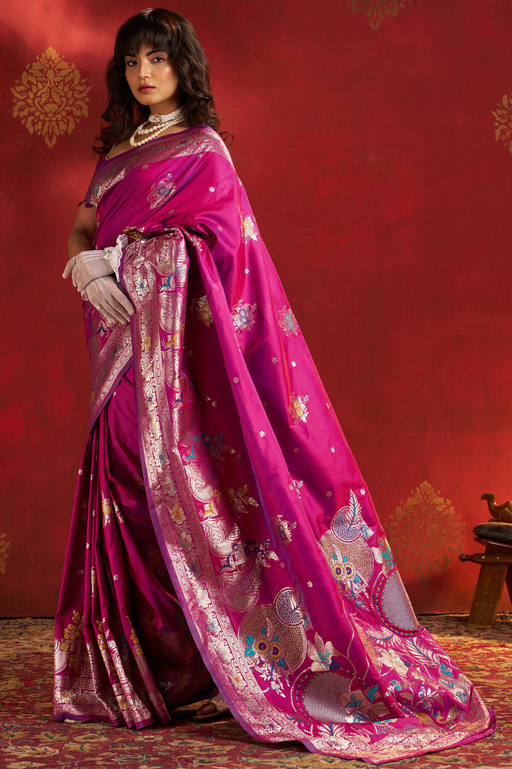 Most Stunning Magenta Pure Zari Weaving Banarasi Silk Saree With Outstanding Blouse Piece