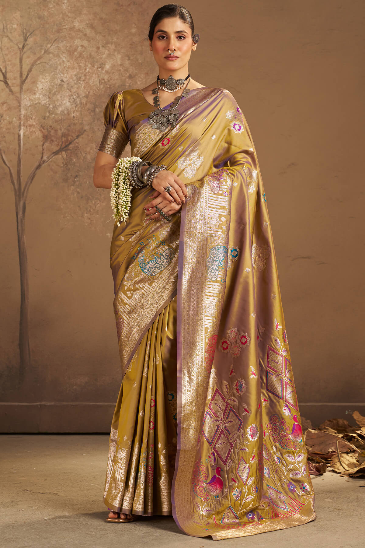 Panoply Mustrad Pure Zari Weaving Banarasi Silk Saree With Rhapsody Blouse Piece