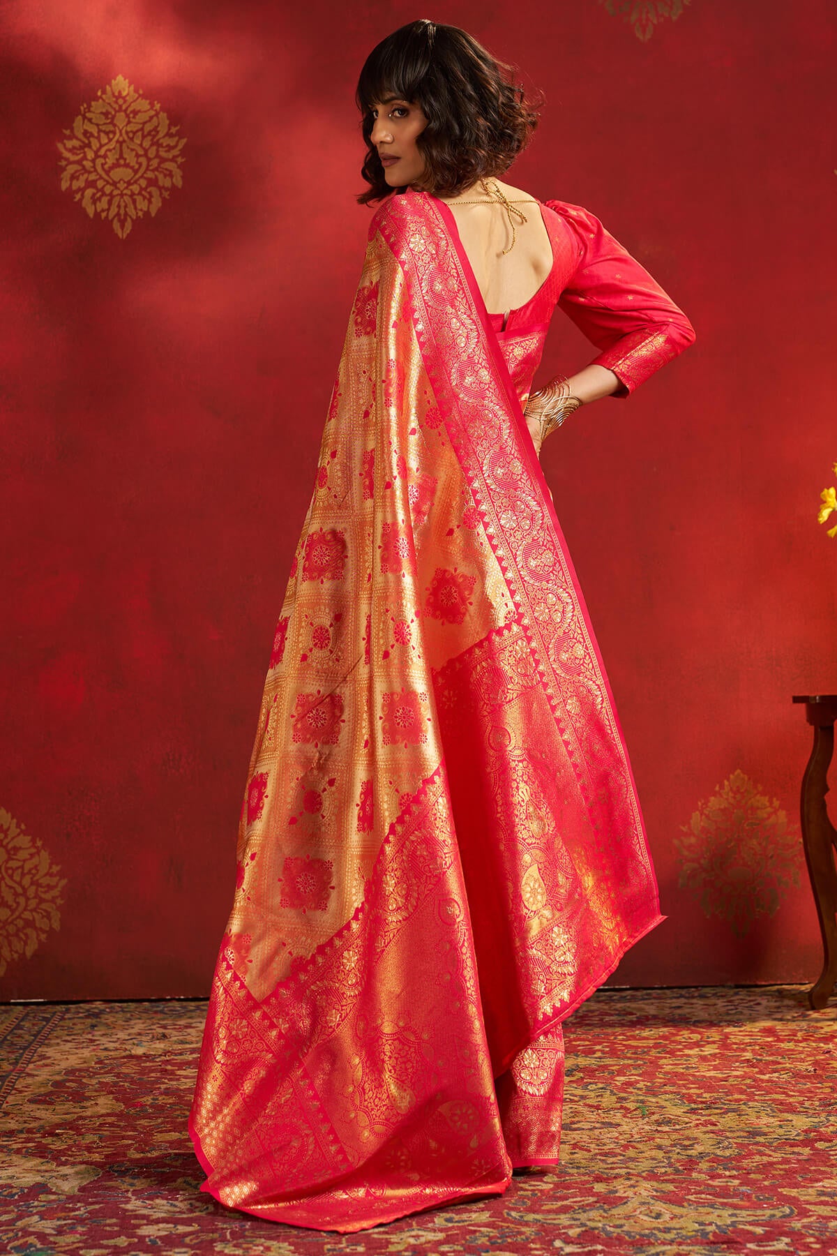 Redolent Dark Pink Kanjivaram Silk Saree With Pleasurable Blouse Piece