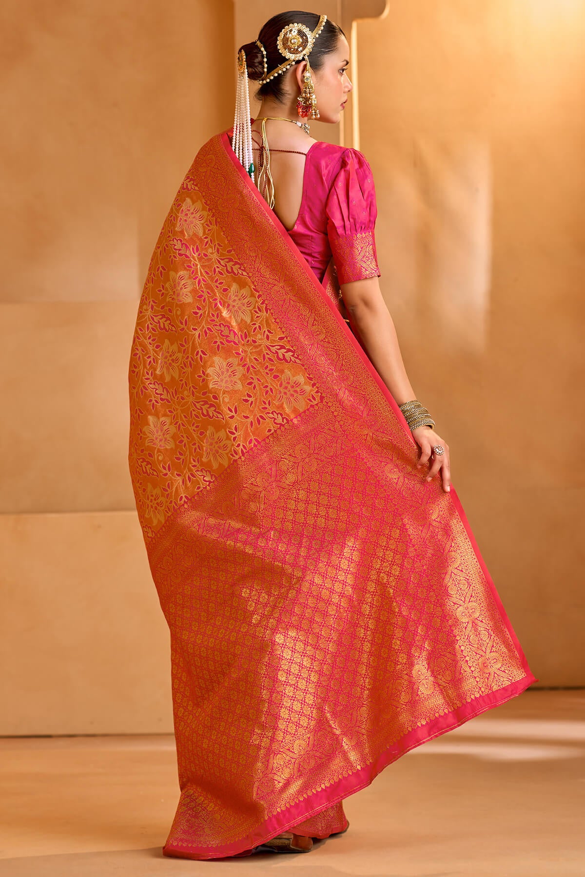 Verdant Dark Pink Kanjivaram Silk Saree With Beautiful Blouse Piece