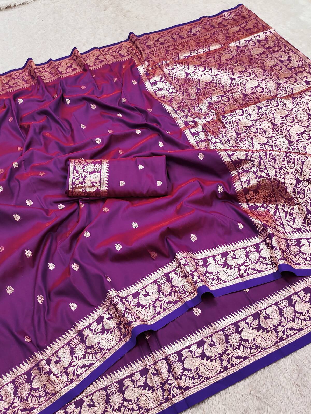 Dissemble Purple Pure Banarasi Silk Saree With Petrichor Blouse Piece