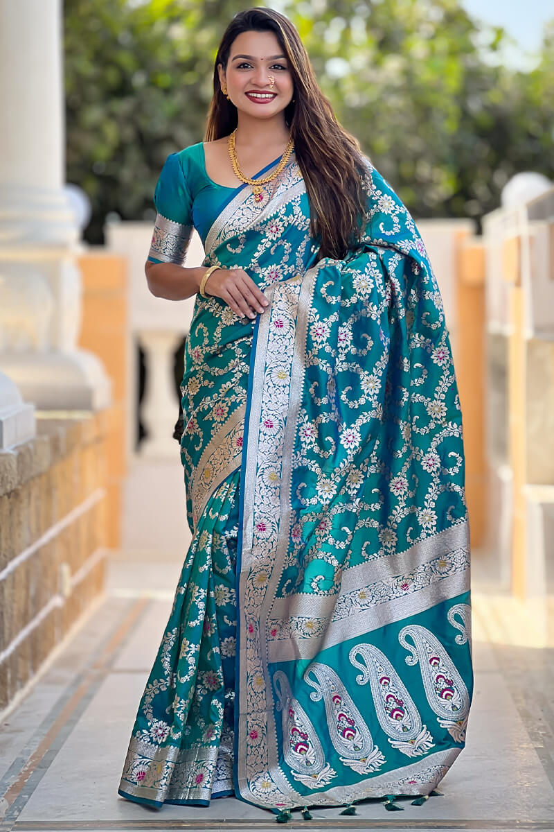 Divine Rama Soft Banarasi Silk Saree With Conflate Blouse Piece