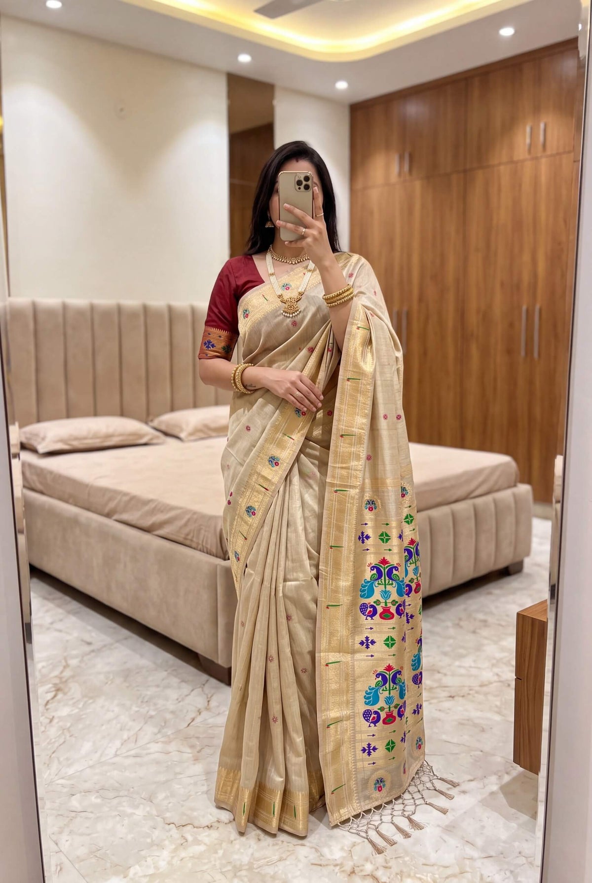 Brood Beige Munga Cotton Paithani Silk Saree With Surreptitious Blouse Piece