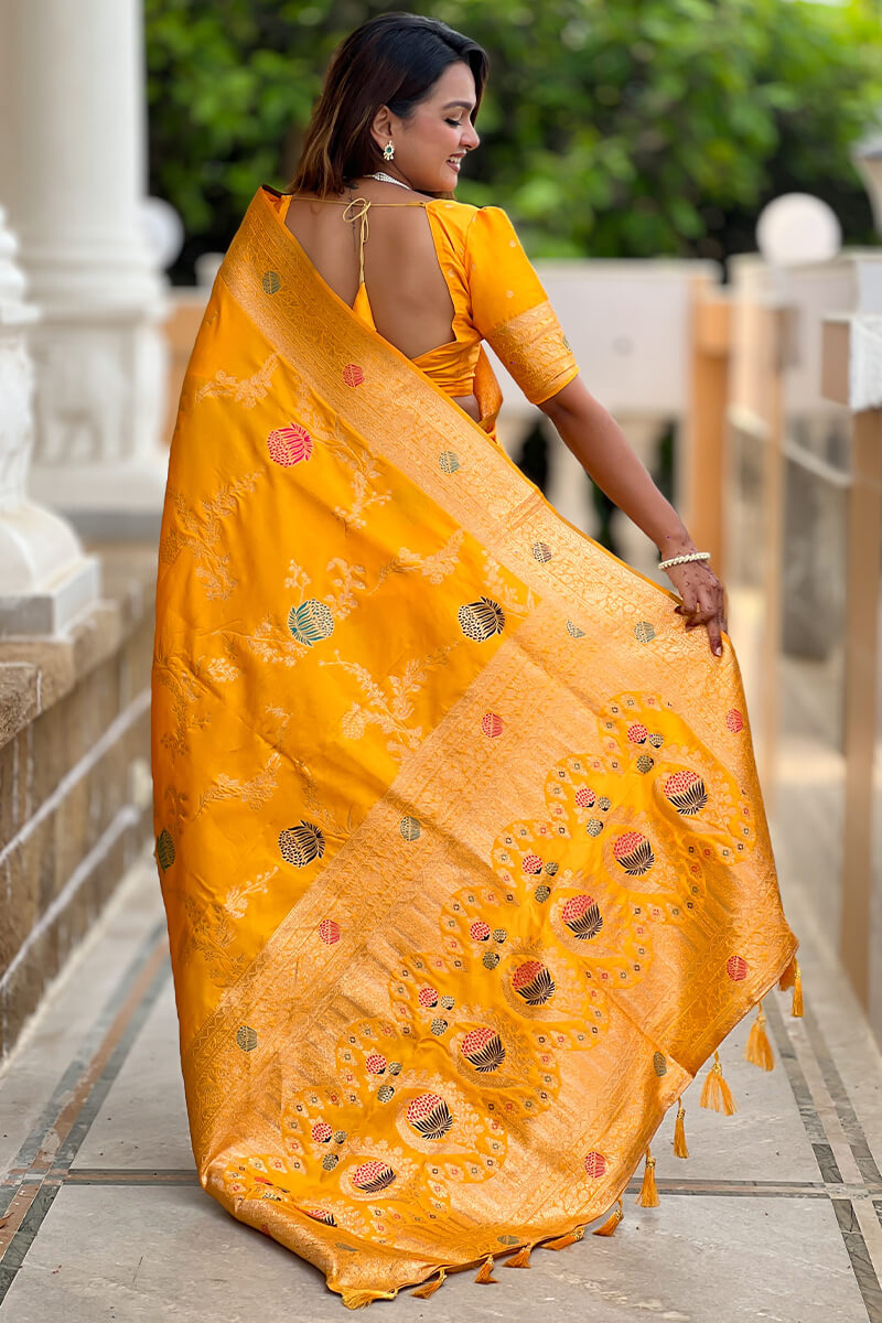 Admirable Yellow Soft Banarasi Silk Saree With Angelic Blouse Piece
